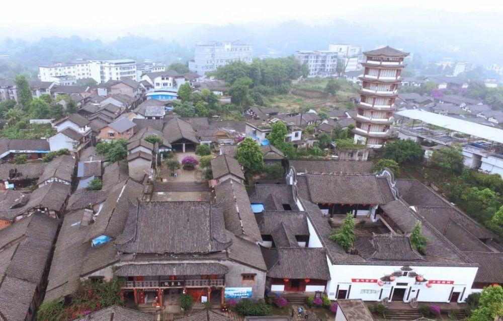 你觉得高中谈恋爱是好还是坏？游戏画面
